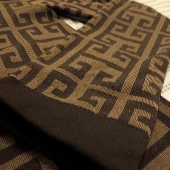 Geometric Patterned Jacket - Picture 7 of 7